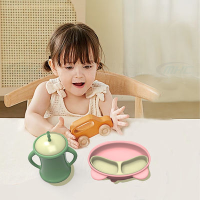 Ergonomische Panda-Silicone 6-12 Monate auf der Suchtplatte Set für Babynahrungsmittel