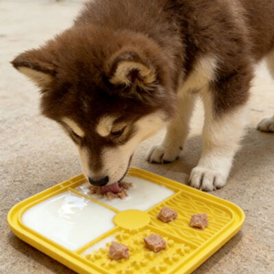 Umweltschonende Silikon-Hunde-Lick Pad-Hunde-Fütter-Schüssel-Zubehör Katze/Hunde-Haustier Silikon-Lick Pad mit Saugbecher